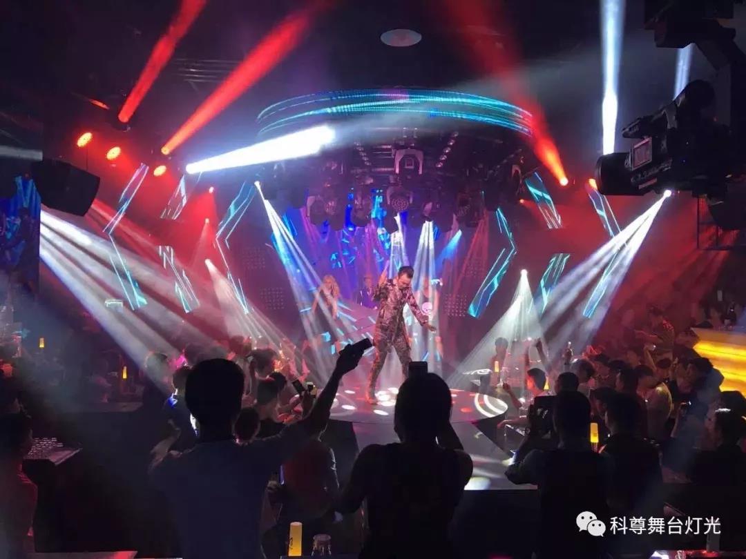 舞臺(tái)燈光不可忽視的問題，直接關(guān)系到成敗