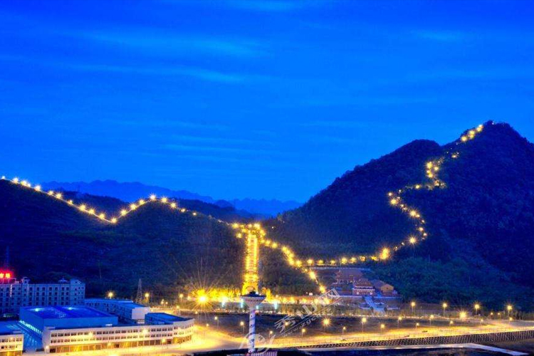鳳凰山夜景燈光秀