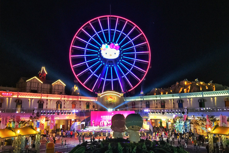 Hello Kitty樂(lè)園夜公園燈光音樂(lè)噴泉