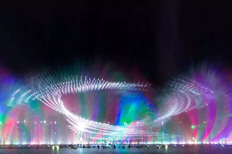 西河公園音樂噴泉燈光秀