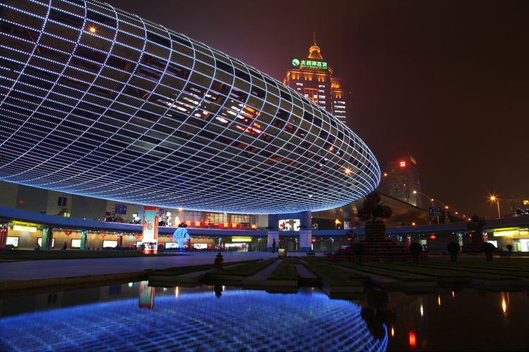 上海五角場“彩蛋”景觀燈光