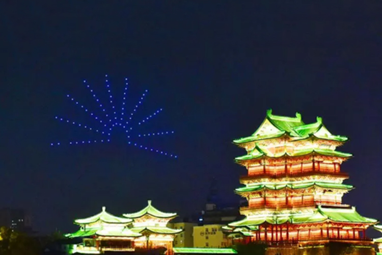 贛江“一江兩岸”燈光秀