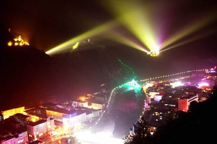 佛坪夜景山體亮化