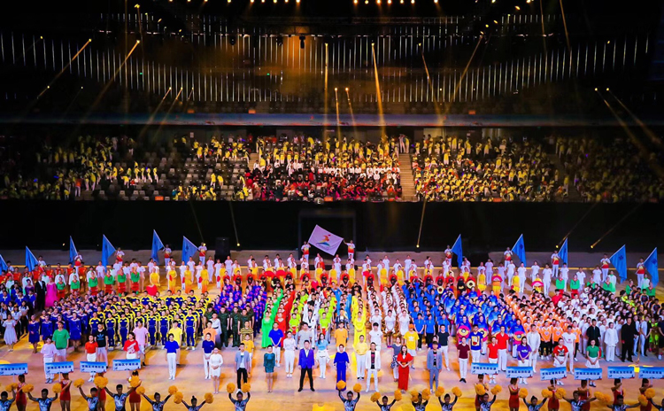 2018廣東省運(yùn)會，科尊舞臺燈光閃亮登場